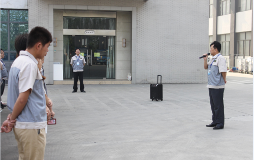 彩晶事業(yè)部積極相應號召，召開全事業(yè)部“安全活動月”動員大會