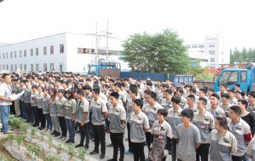 鈑金事業(yè)部積極相應號召，召開全事業(yè)部“安全活動月”動員大會